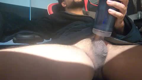 Snapshot of tony26100 chatting on October 18, 10:16 am tony26100 online show from October 18, 10:16 am