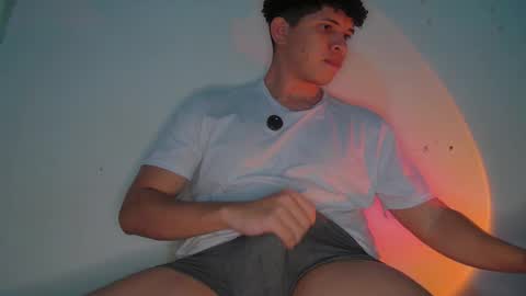 Snapshot of tony_marz chatting on February 21, 5:08 am tony_marz online show from February 21, 5:08 am