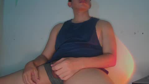 Snapshot of tony_marz chatting on May 16, 5:04 am tony_marz online show from May 16, 5:04 am