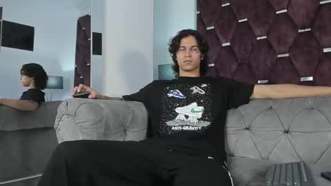 Tony Benedetti online show from March 24, 8:25 pm