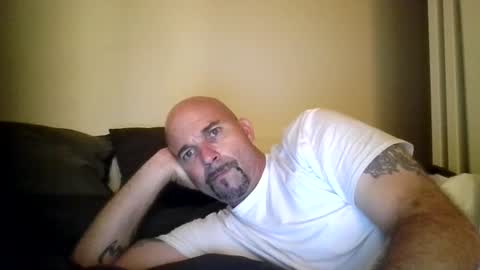 Snapshot of tonyizhere0211 chatting on June 24, 11:53 am tonyizhere0211 online show from June 24, 11:53 am