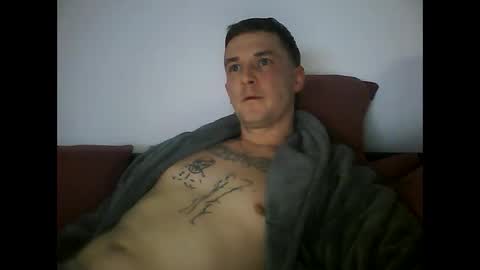 Snapshot of tonystrawberry chatting on February 12, 8:26 pm tonystrawberry online show from February 12, 8:26 pm