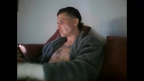 Snapshot of tonystrawberry chatting on March 1, 4:25 am tonystrawberry online show from March 1, 4:25 am