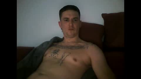 Snapshot of tonystrawberry chatting on March 11, 10:38 pm tonystrawberry online show from March 11, 10:38 pm