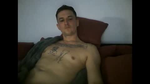 Snapshot of tonystrawberry chatting on March 13, 11:33 pm tonystrawberry online show from March 13, 11:33 pm