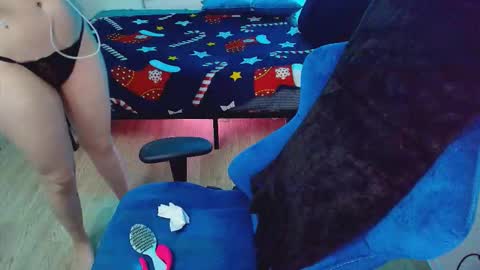 topcranberry online show from February 5, 3:44 am