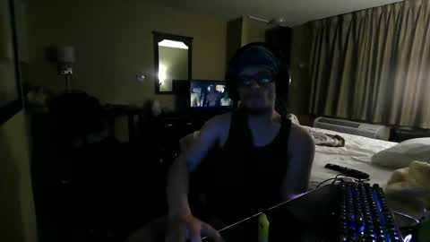 Snapshot of topplesstable18075 chatting on December 30, 1:15 am topplesstable18075 online show from December 30, 1:15 am