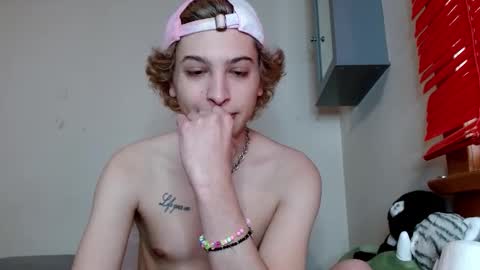 TopZaddy online show from November 19, 7:36 pm