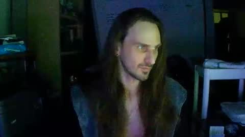 Snapshot of tornado2156 chatting on February 9, 7:16 am Tornado2156 online show from February 9, 7:16 am