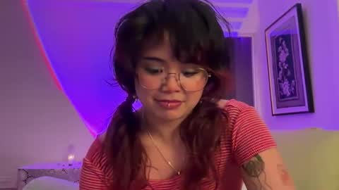 boy luna  next stream thurs 226  855pm 0 pst  online show from March 24, 3:44 am