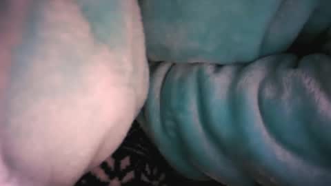 Snapshot of torosko chatting on February 16, 5:37 am Torosko online show from February 16, 5:37 am