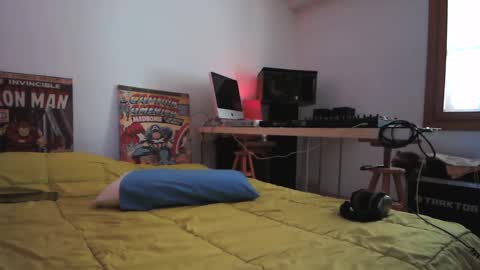 Snapshot of torosko chatting on March 9, 2:54 pm Torosko online show from March 9, 2:54 pm