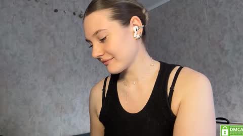 Anita online show from February 2, 12:15 pm