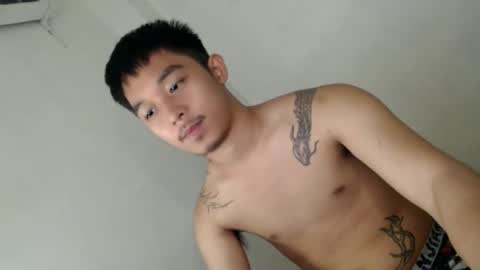 Snapshot of toshi_dakxxx chatting on April 20, 12:13 am toshi_dakxxx online show from April 20, 12:13 am