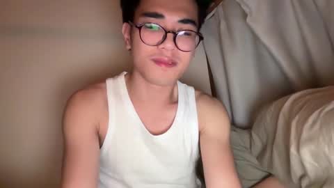 Snapshot of toshikaro0 chatting on December 30, 3:57 pm Karo online show from December 30, 3:57 pm