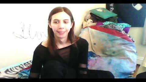 Luna online show from April 12, 9:09 pm