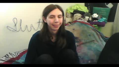 Snapshot of totalfuckingadorable chatting on April 20, 3:42 am Luna online show from April 20, 3:42 am
