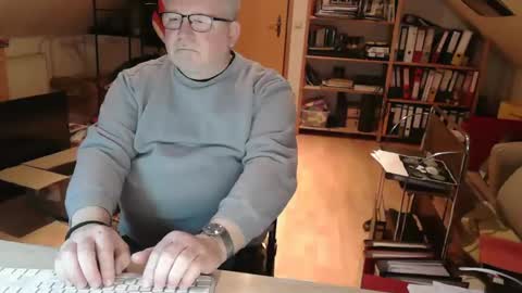 toto758 online show from March 1, 8:55 pm