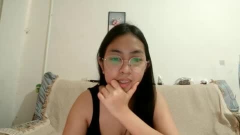 Snapshot of touchmenot1414 chatting on July 1, 12:56 am yourgirl online show from July 1, 12:56 am