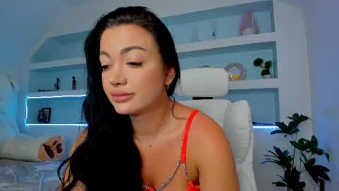 Snapshot of touchmytattoo chatting on June 22, 5:48 am touchmytattoo online show from June 22, 5:48 am