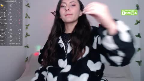 Snapshot of tough_love__ chatting on October 8, 9:34 pm Miss Camille online show from October 8, 9:34 pm