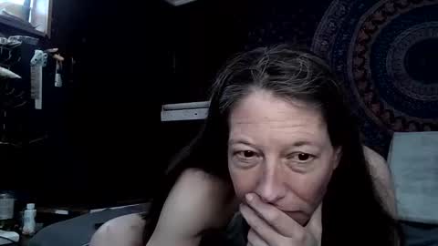 Snapshot of toxiclayne chatting on April 2, 2:58 pm toxiclayne online show from April 2, 2:58 pm