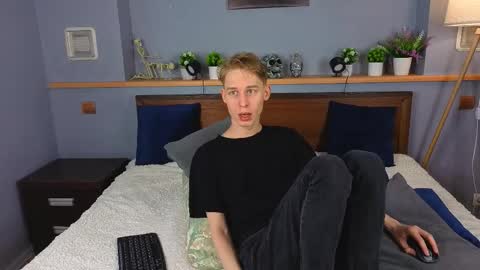 Max online show from February 4, 9:04 am