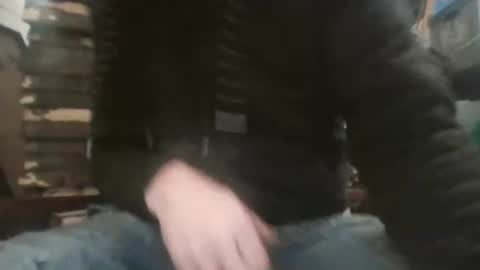 Snapshot of tr8e035 chatting on December 1, 9:47 am tr8e035 online show from December 1, 9:47 am