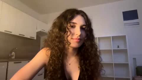Snapshot of tracithetford chatting on July 13, 6:11 pm Alex3 online show from July 13, 6:11 pm