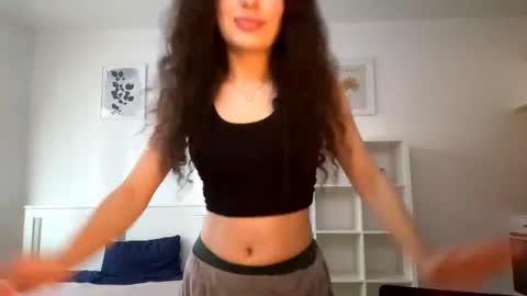 Snapshot of tracithetford chatting on July 24, 4:38 pm Alex3 online show from July 24, 4:38 pm