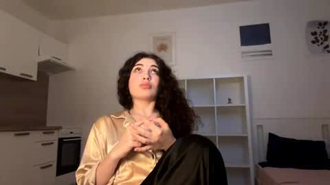 Snapshot of tracithetford chatting on July 30, 6:51 pm Alex3 online show from July 30, 6:51 pm