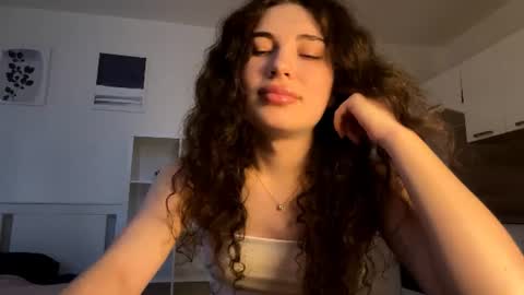 Snapshot of tracithetford chatting on August 8, 5:04 pm Alex3 online show from August 8, 5:04 pm