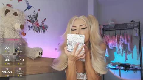 trans ballerina online show from May 29, 9:24 pm
