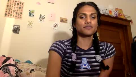 transamoure online show from March 21, 5:23 am