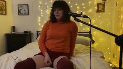 Snapshot of transcumchalice chatting on November 2, 12:35 am Mercy online show from November 2, 12:35 am