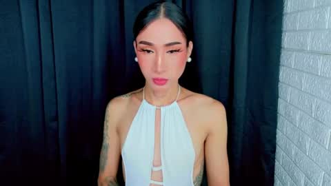 Snapshot of transmedusaxxx chatting on June 29, 3:23 pm Chloe online show from June 29, 3:23 pm