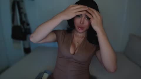 ALMIGHTY GODDESS VALENTINA online show from February 18, 9:20 pm