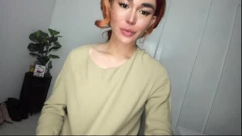 Snapshot of transnextdoor_ chatting on May 1, 4:00 pm ALMIGHTY GODDESS VALENTINA online show from May 1, 4:00 pm