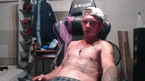 Snapshot of trapb606_2 chatting on May 30, 2:08 am trapb606_2 online show from May 30, 2:08 am