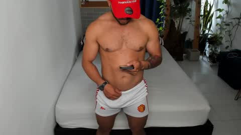 travis bakerr online show from February 7, 1:22 pm