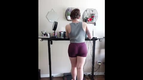 Snapshot of treadmillprincess chatting on May 31, 8:54 pm treadmillprincess online show from May 31, 8:54 pm