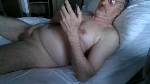 trebgeis1 online show from May 13, 6:49 pm