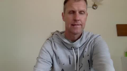 Snapshot of trebo00788 chatting on February 9, 9:26 am trebo00788 online show from February 9, 9:26 am