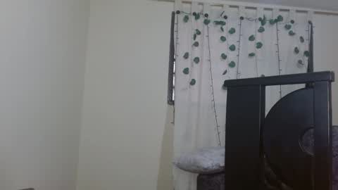 Snapshot of trebol_4 chatting on March 10, 8:47 pm trebol_4 online show from March 10, 8:47 pm