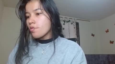 Snapshot of trebol_4 chatting on March 24, 6:35 pm trebol_4 online show from March 24, 6:35 pm