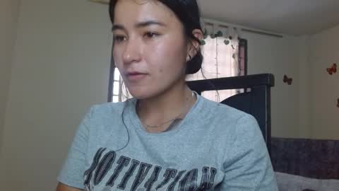 Snapshot of trebol_4 chatting on April 7, 7:03 pm trebol_4 online show from April 7, 7:03 pm