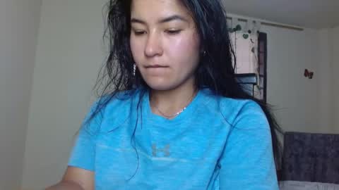 Snapshot of trebol_4 chatting on April 18, 6:01 pm trebol_4 online show from April 18, 6:01 pm
