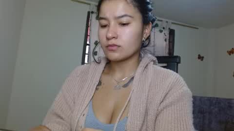 Snapshot of trebol_4 chatting on April 25, 3:09 pm trebol_4 online show from April 25, 3:09 pm