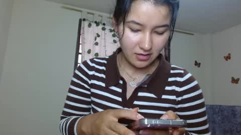 Snapshot of trebol_4 chatting on May 1, 4:33 pm trebol_4 online show from May 1, 4:33 pm
