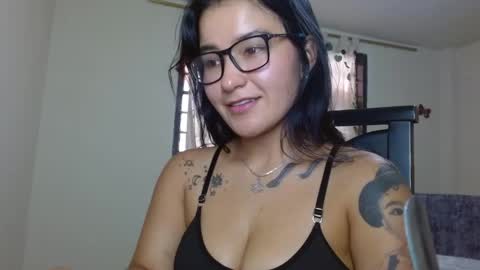 Snapshot of trebol_4 chatting on May 7, 7:08 pm trebol_4 online show from May 7, 7:08 pm